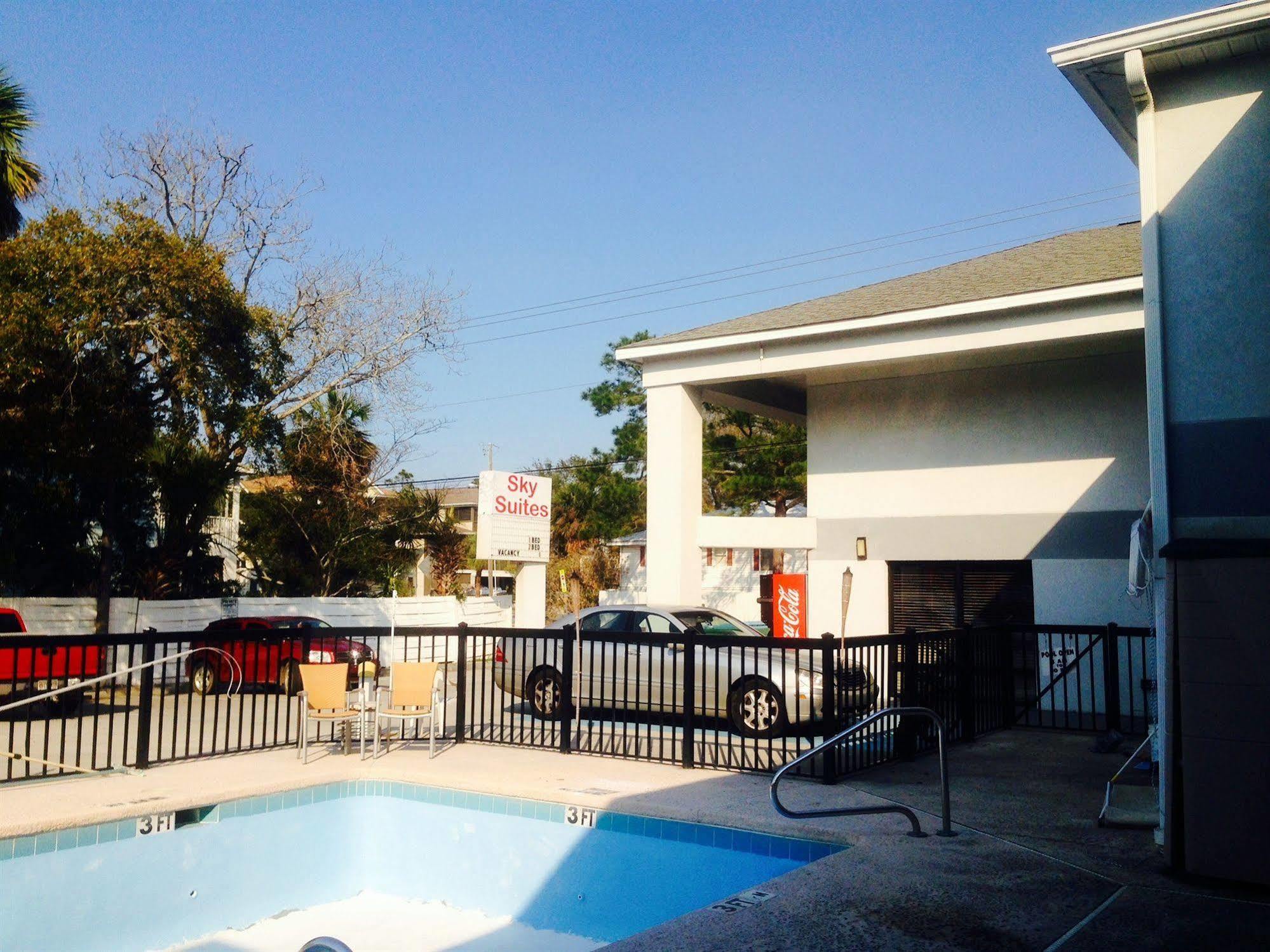 Sky Suites Tybee Island Esterno foto