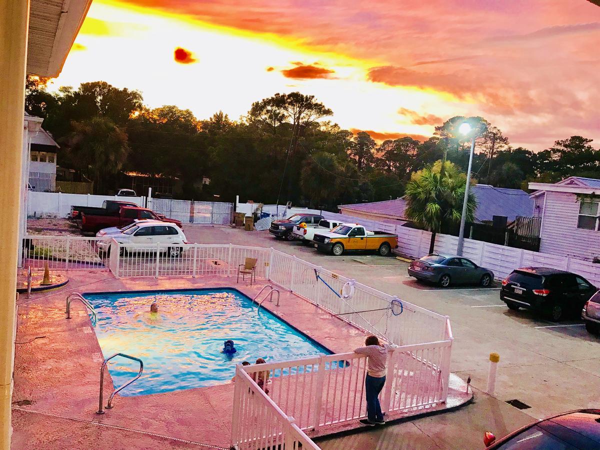 Sky Suites Tybee Island Esterno foto